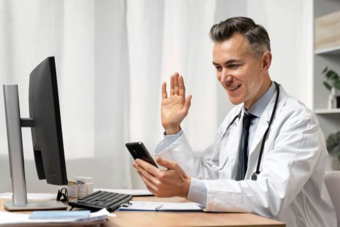 The Advantages of Using a Medical Dictation App for Healthcare Professionals