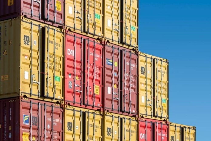 Why You Should Use Containers To Improve Global Distribution Stability